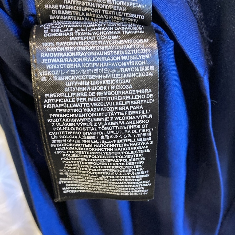NWT Guess Bodycon Dress - Picture 8 of 12